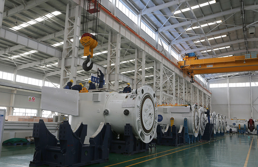 錫林浩特市明陽(yáng)集團(tuán)風(fēng)機(jī)制造車間