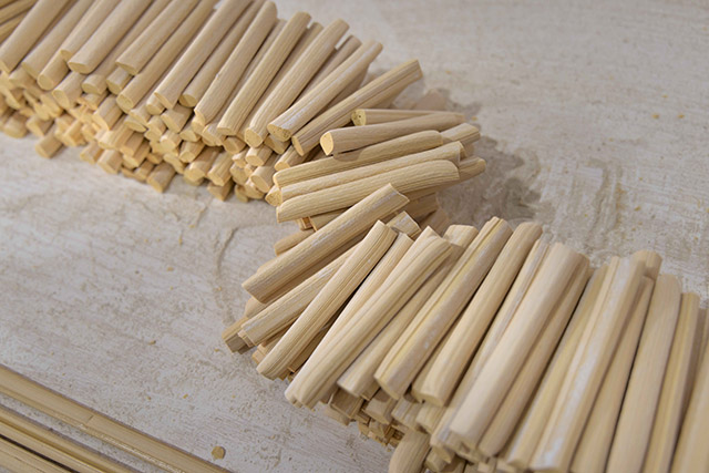 分段后的黑城“麻糖”。烏力更攝