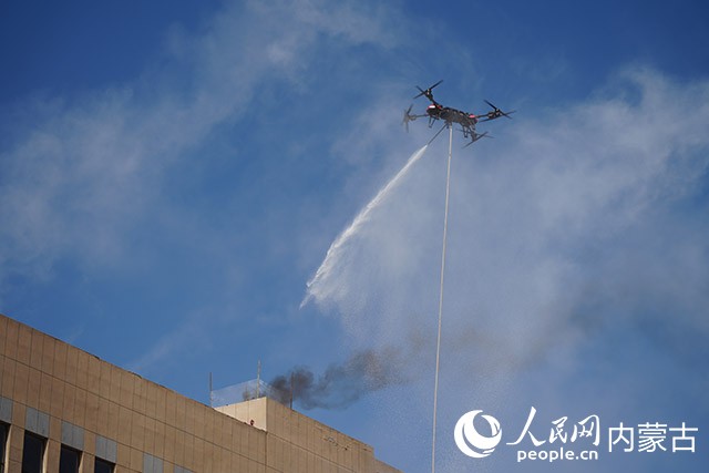 救援演練現(xiàn)場。人民網(wǎng) 孟佳澍攝