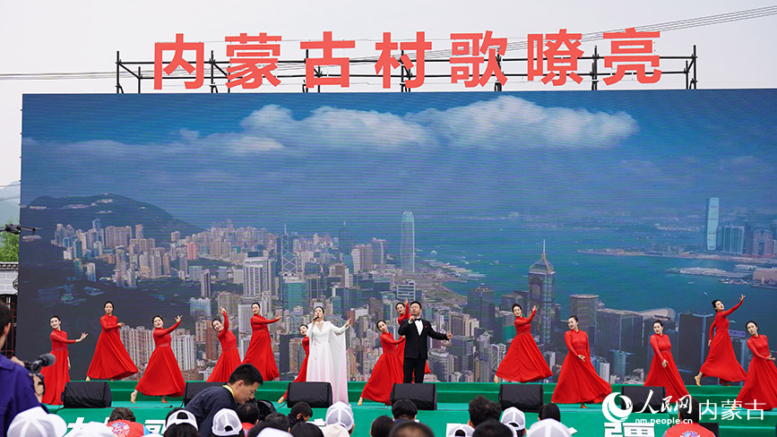 村歌大擂臺(tái)現(xiàn)場。 實(shí)習(xí)生 劉瀛攝