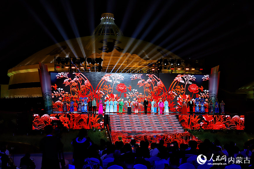 2025年中國原生民歌節(jié)在內(nèi)蒙古自治區(qū)呼和浩特市開幕。實習(xí)生 韓飛月攝