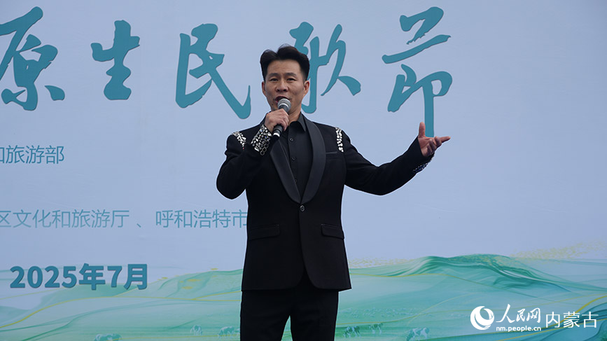 惠民演出現(xiàn)場(chǎng)。實(shí)習(xí)生 王正玉攝