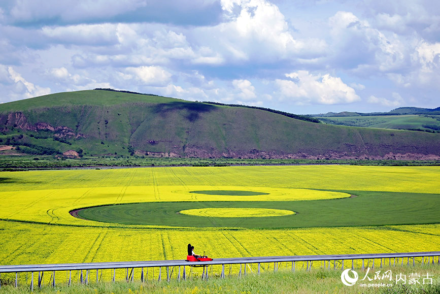 奧洛契莊園內(nèi)滑草項目。實習(xí)生 張雅新攝