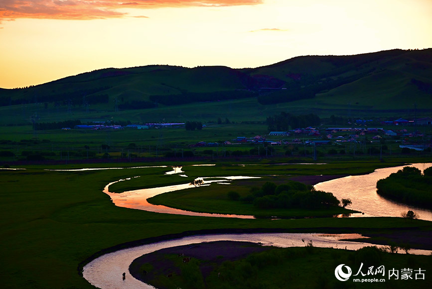 免渡河國家濕地公園陽光灑落在河道上。實習生 張雅新攝