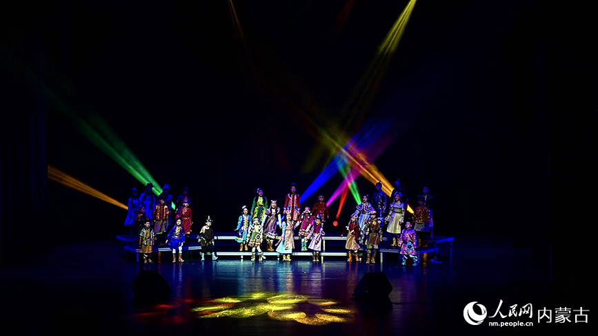 演出現(xiàn)場。實習(xí)生 張雅新攝