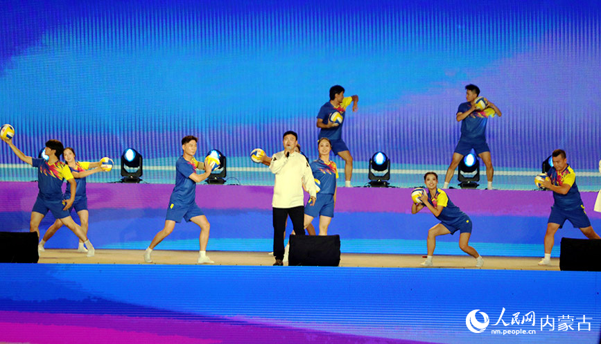 開幕式現(xiàn)場演出。實習生 董昱攝