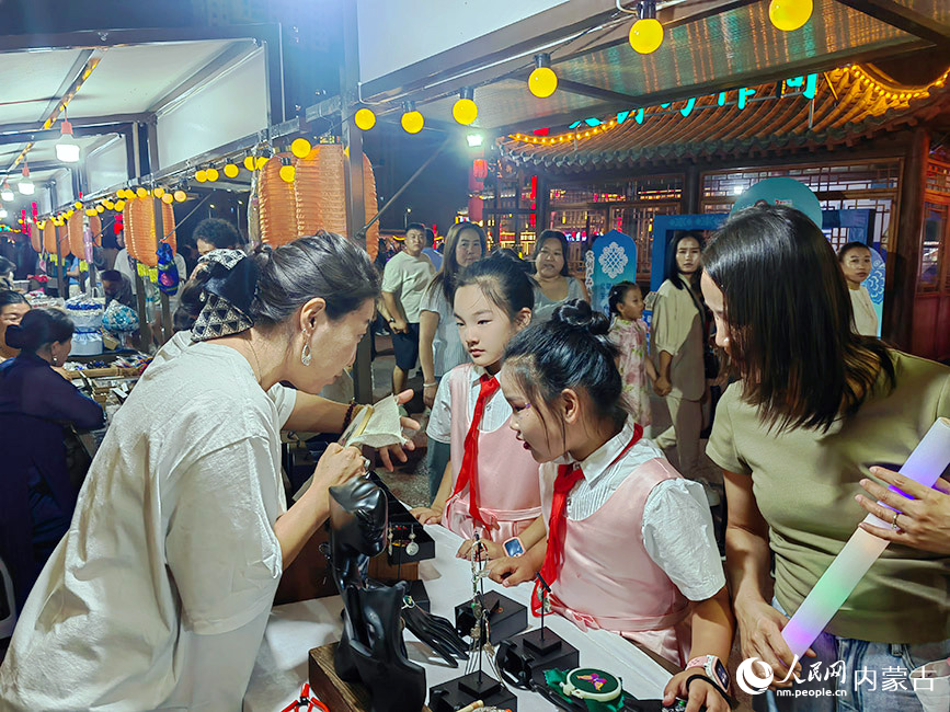 市集現(xiàn)場。主辦方供圖