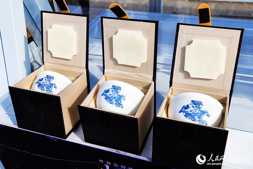 現(xiàn)場(chǎng)展示。實(shí)習(xí)生 韓飛月攝