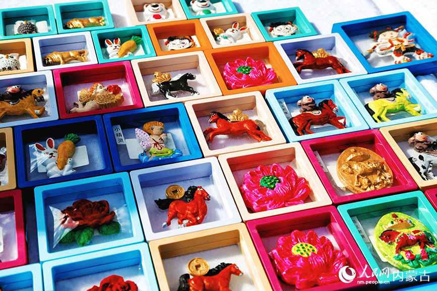 現(xiàn)場展示。實習生 韓飛月攝