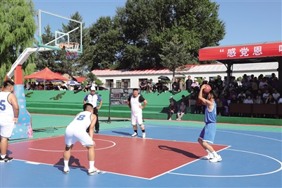 開展全民健身主題活動(dòng)。