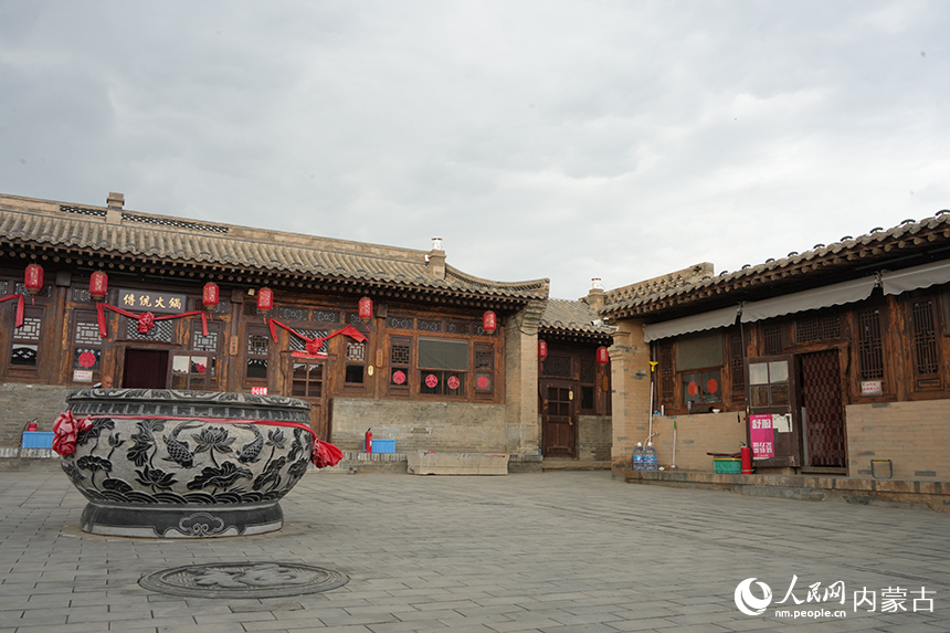 老包頭走西口文化歷史街區(qū)。人民網(wǎng)記者 張雪冬攝