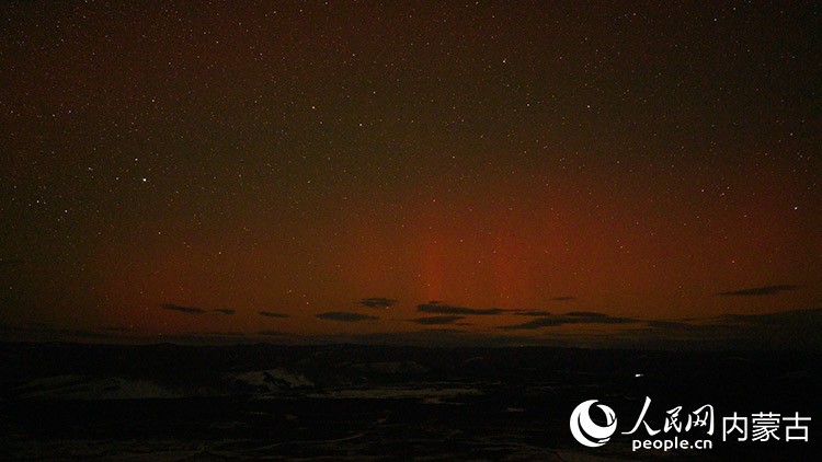 11月12日晚，攝影愛好者在根河市拍攝到的極。王永杰攝