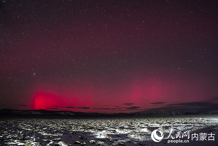 11月12日晚，攝影愛好者在根河市拍攝到的極光。金鵬攝